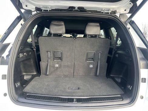 Used 2024 Jeep Grand Cherokee L Laredo image 15