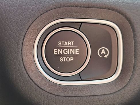 New 2025 Mercedes-Benz GLS 580 4MATIC image 29
