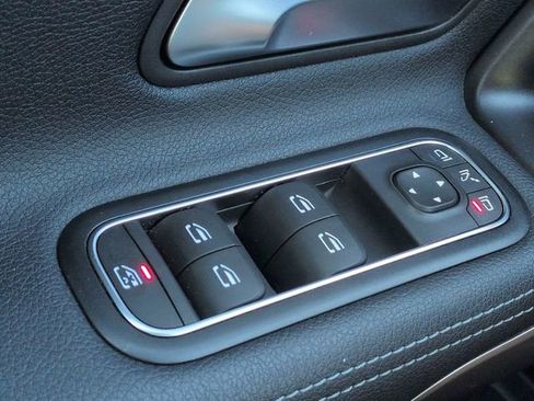 Used 2025 Mercedes-Benz CLA 250 4MATIC image 29