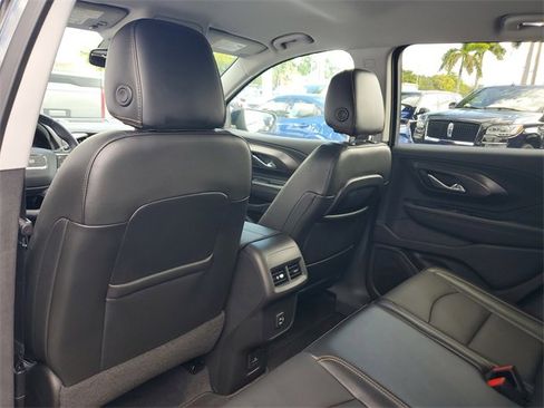 Used 2019 GMC Terrain SLT w/ Black Edition image 16