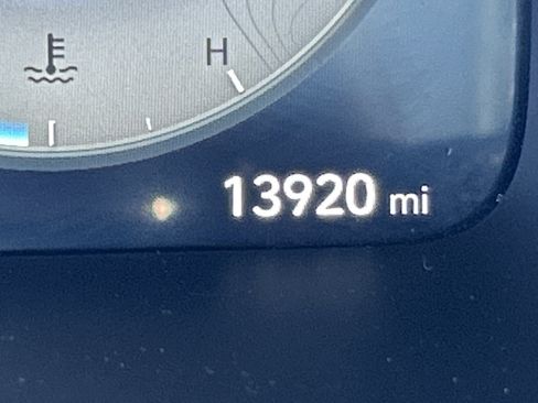 Used 2024 Hyundai Palisade Calligraphy image 24