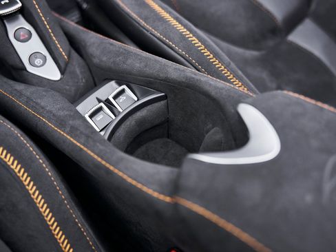 Used 2024 McLaren 750S image 61