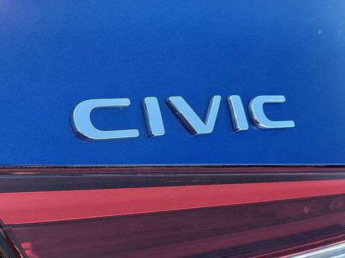 Used 2024 Honda Civic Sport image 29