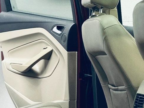 Used 2014 Ford Escape Titanium w/ Equipment Group 401A image 8