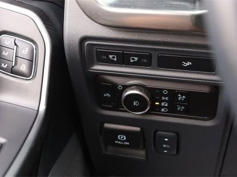 Certified 2023 Ford F150 Lariat w/ Equipment Group 502A High image 19