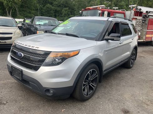 Used 2013 Ford Explorer Sport AWD/4WD image 3