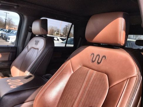 Used 2022 Ford Expedition King Ranch AWD/4WD image 11