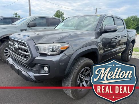 Used 2017 Toyota Tacoma TRD Off-Road w/ Premium & Technology Package AWD/4WD image 1
