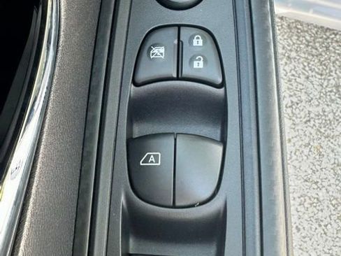 New 2025 Nissan Versa SV w/ Trunk Package image 16