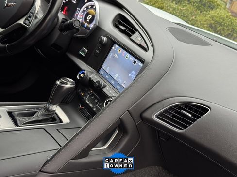 Used 2019 Chevrolet Corvette Stingray Coupe image 22