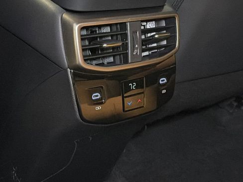 Used 2024 Lexus RX 350 Premium image 17