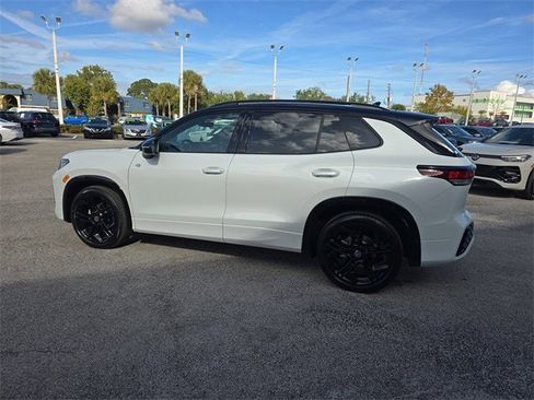 New 2026 Volkswagen Tiguan SE R-Line image 5