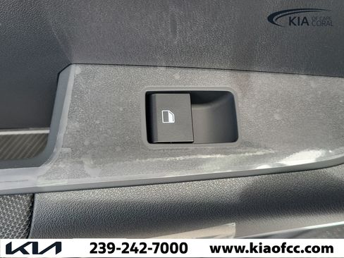 New 2026 Kia Niro EX w/ EX Premium Package FWD image 15