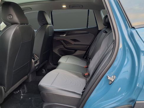 New 2026 Volkswagen Tiguan SE image 53