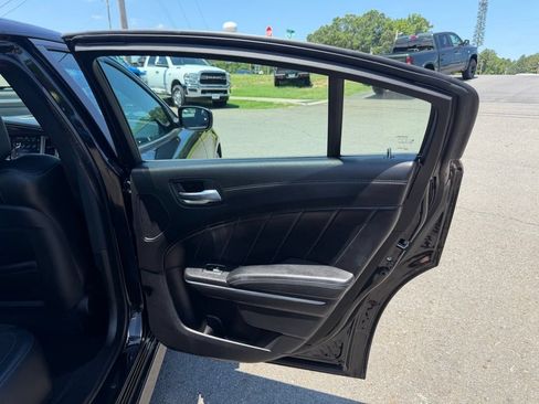 Used 2021 Dodge Charger R/T w/ Plus Group RWD image 33