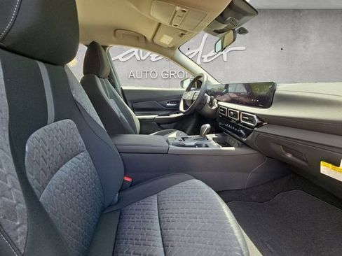 New 2026 Nissan Sentra SV FWD image 24