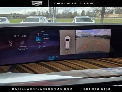 New 2026 Cadillac Escalade Platinum Luxury w/ LPO, Floor Liner Package image 4