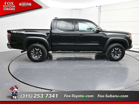 Used 2023 Toyota Tacoma TRD Off-Road image 14