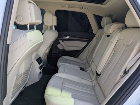 Certified 2024 Audi Q5 2.0T Premium Plus AWD/4WD image 25
