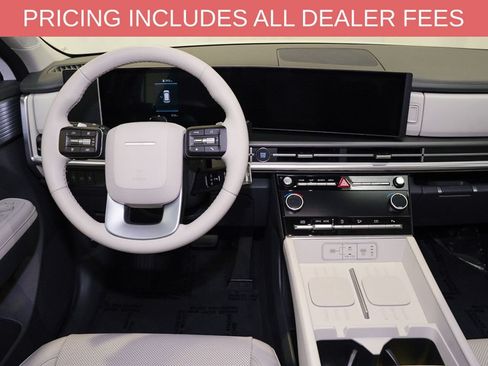 Used 2026 Hyundai Santa Fe SEL FWD image 7