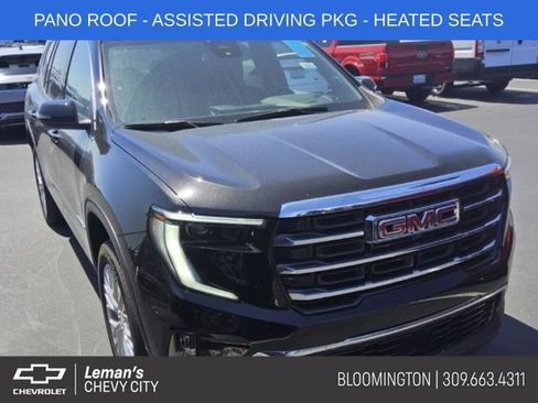 Used 2024 GMC Acadia Elevation FWD image 1