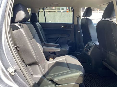 Used 2019 Volkswagen Atlas SE w/ Towing Package AWD/4WD image 17