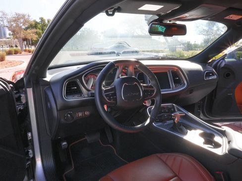 Used 2015 Dodge Challenger SRT Hellcat image 76