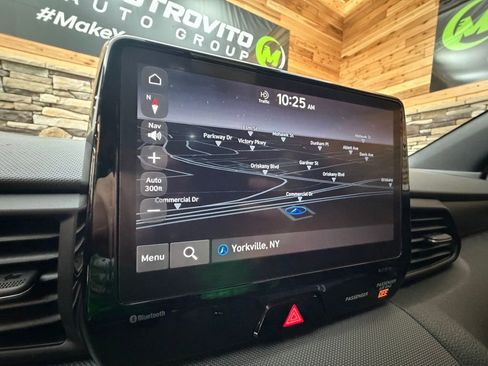 Used 2022 Hyundai Veloster N image 20