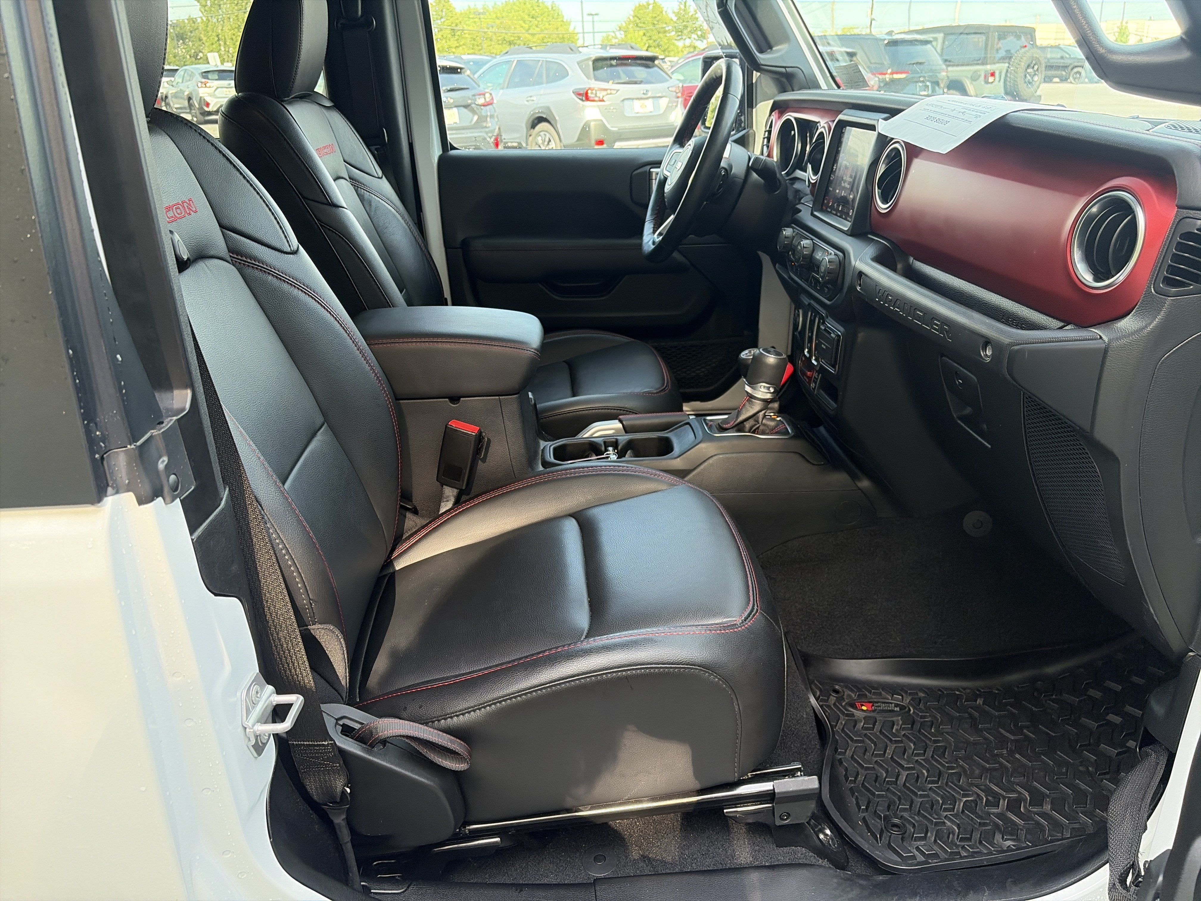 Used 2021 Jeep Wrangler Rubicon AWD/4WD image 26