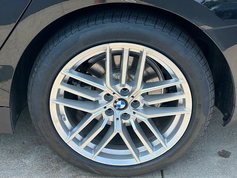 Used 2024 BMW 530i xDrive w/ Premium Package AWD/4WD image 32