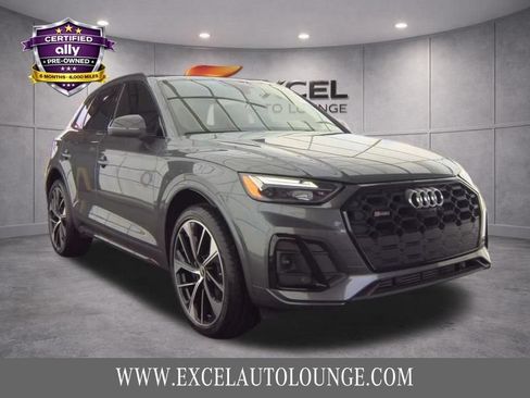 Used 2021 Audi SQ5 Premium Plus w/ Premium Plus Package AWD/4WD image 9