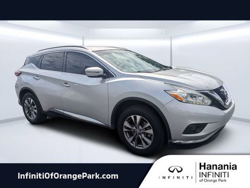 Used 2017 Nissan Murano SV FWD image 1