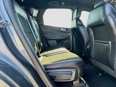 Used 2023 Ford Escape ST-Line w/ Tech Pack #1 FWD image 28