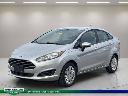 Used 2019 Ford Fiesta S FWD image 1