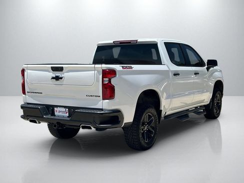 Used 2024 Chevrolet Silverado 1500 Custom Trail Boss w/ LPO, Dark Essentials Package AWD/4WD image 5