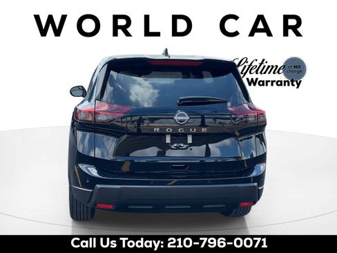 Used 2026 Nissan Rogue S FWD image 4