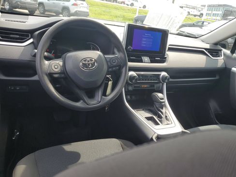 Certified 2023 Toyota RAV4 LE FWD image 10