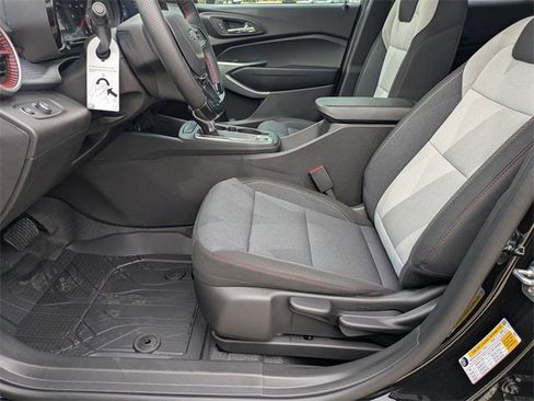 New 2026 Chevrolet Trax RS w/ Sunroof Package image 10