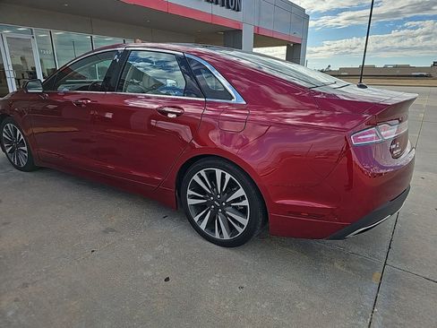 Used 2019 Lincoln MKZ Reserve w/ Luxury Package image 9