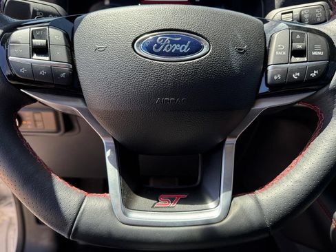 Used 2025 Ford Explorer ST AWD/4WD image 27