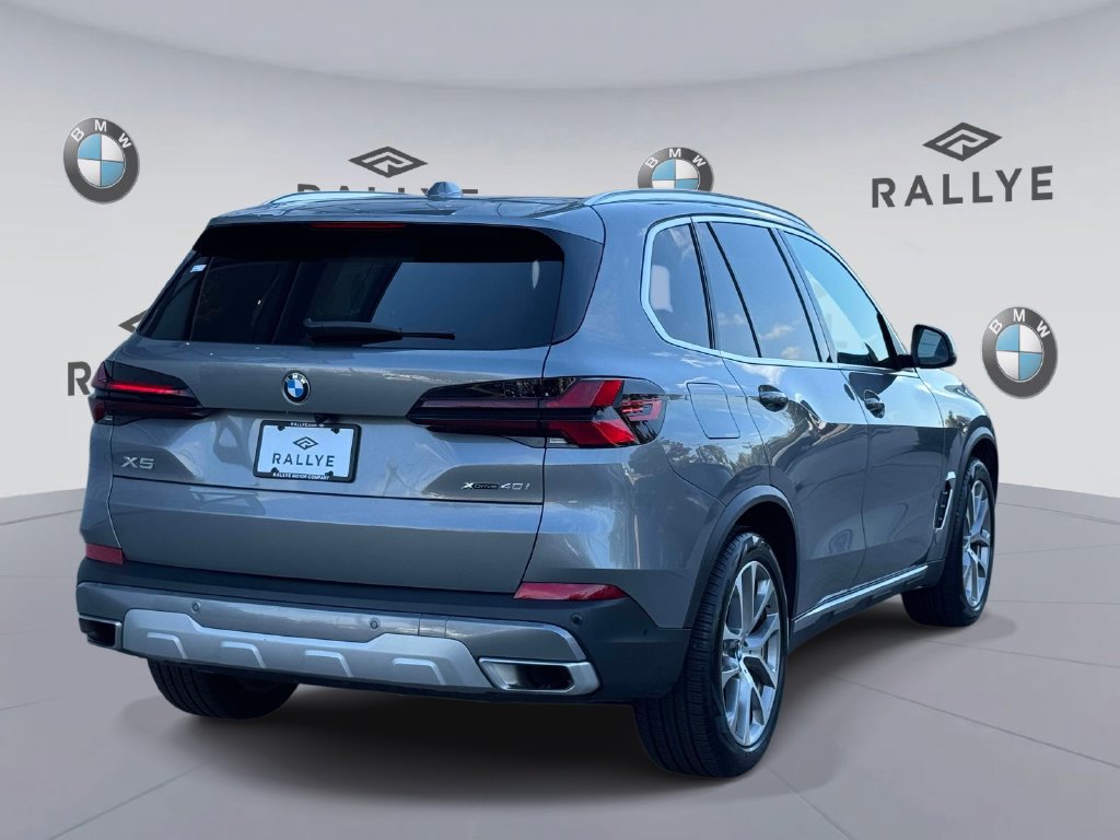 Certified 2026 BMW X5 xDrive40i w/ Parking Assistance Package AWD/4WD image 5