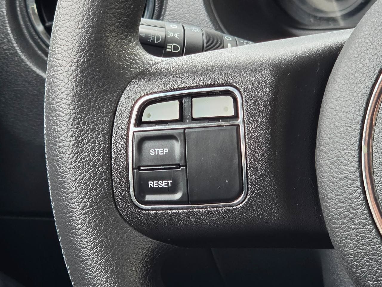 Used 2017 Jeep Patriot Sport w/ Power Value Group AWD/4WD image 18