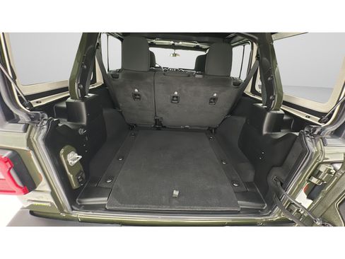 Used 2021 Jeep Wrangler Unlimited Sport AWD/4WD image 22