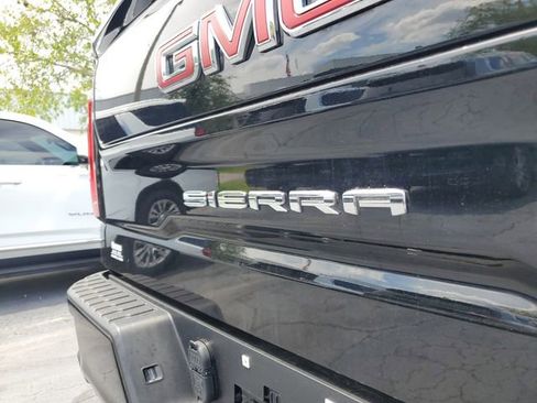 Used 2021 GMC Sierra 1500 AT4 w/ AT4 Preferred Package AWD/4WD image 7