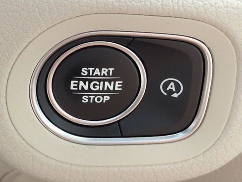 Certified 2021 Mercedes-Benz GLE 450 4MATIC image 29
