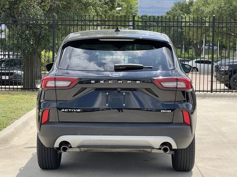 Used 2024 Ford Escape Active AWD/4WD image 4