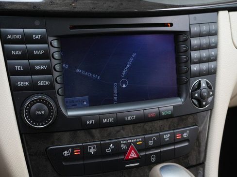 Used 2006 Mercedes-Benz E 350 Sedan image 59