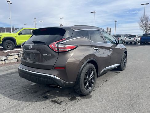 Used 2018 Nissan Murano SV w/ Premium Package image 3