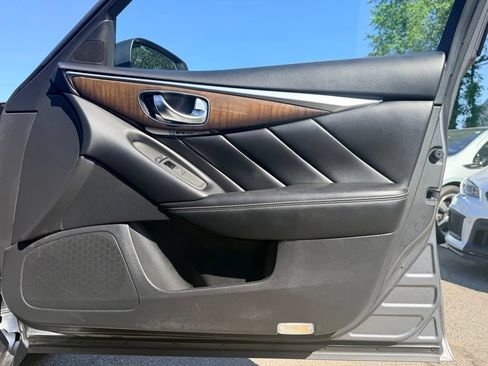 Used 2019 INFINITI Q50 Luxe w/ Essential Package (3.0T Luxe) AWD/4WD image 20