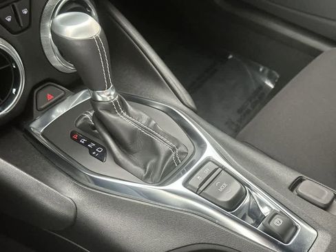 Used 2024 Chevrolet Camaro LT RWD image 21